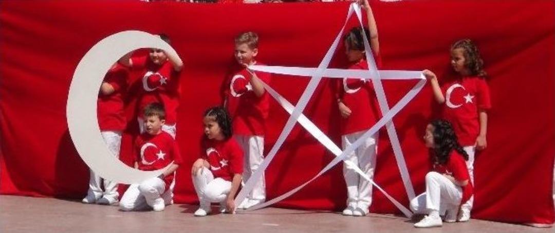 Manisa&rsquo;da 23 Nisan Coşkusu