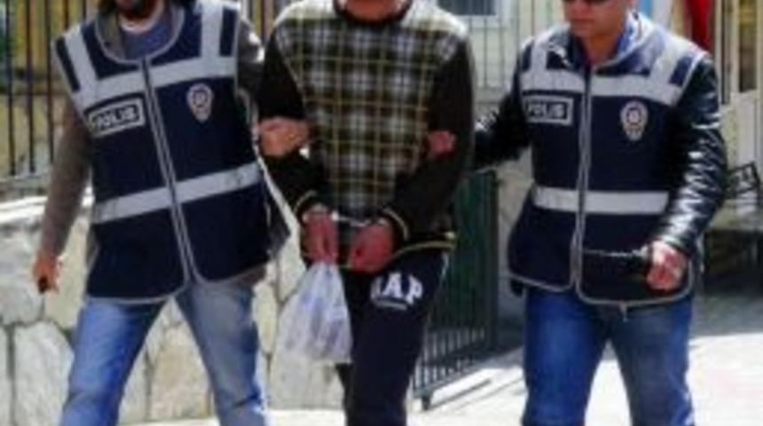 Kavga Ettiği Kişiyi G&ouml;z&uuml;nden Bı&ccedil;akladı