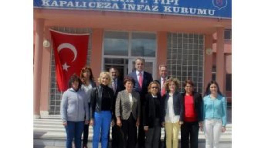 Chp&rsquo;li Adaylar Cezaevi&rsquo;ndeki Mahkumları Ziyaret Etti