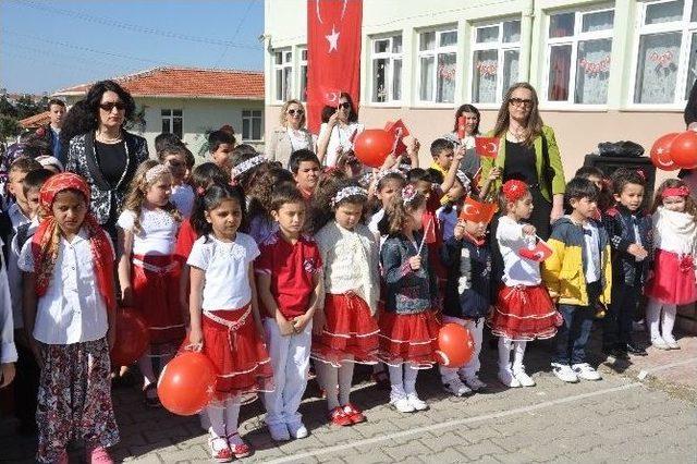 Erenk&ouml;y&rsquo;de 23 Nisan Coşkusu 1