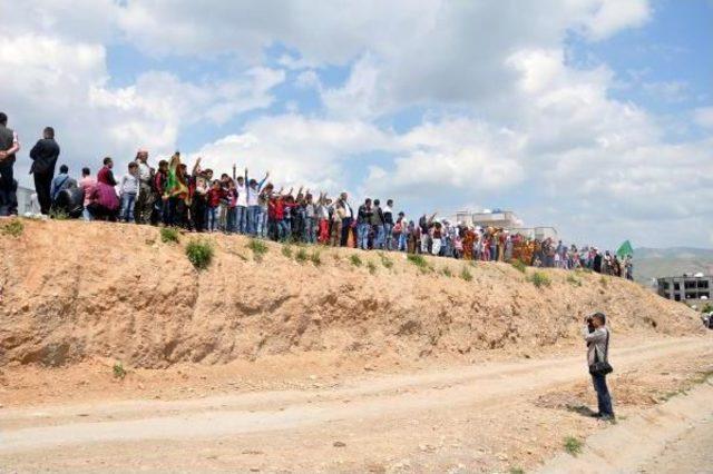 Cizre'de Öldürülen Nihat Kazanhan'a Protestolu Anma