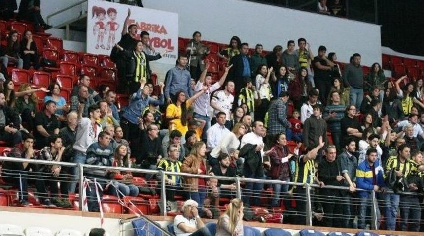 Derbide Taraftar Krizi