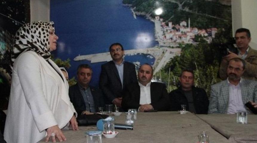 Ak Parti&rsquo;li Aday D&ouml;ğ&uuml;c&uuml;, Stk&rsquo;ları Ziyaret Etti