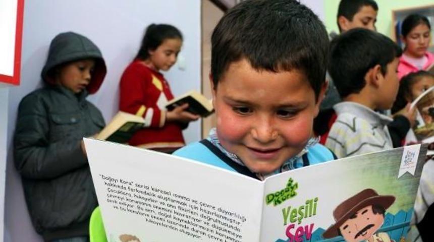 Sosyal Medyadan 1260 Metre Rakımdaki Okula K&uuml;t&uuml;phane