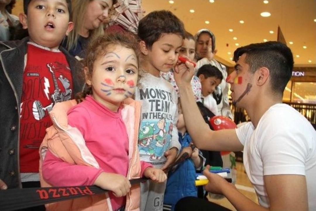 23 Nisan Coşkusunu Doyasıya Yaşadılar