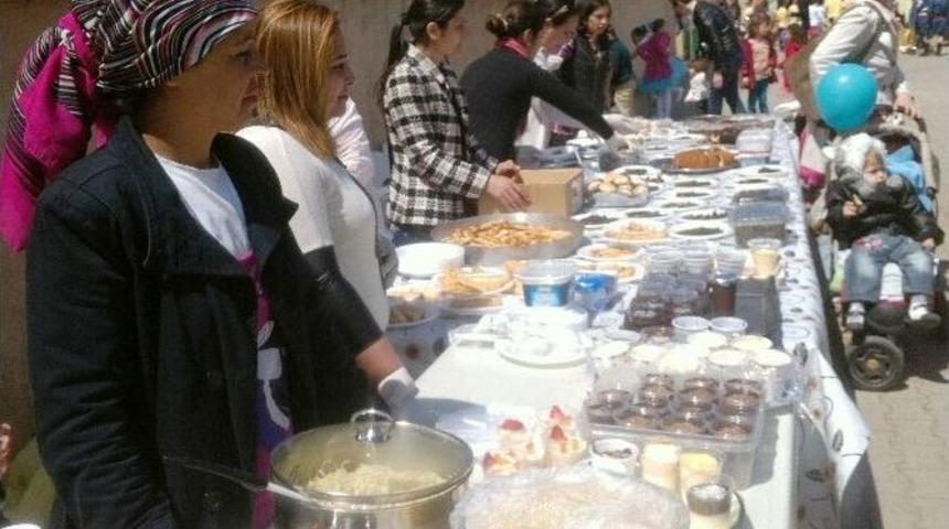 Alaşehir&rsquo;de Eğitim Kermesi