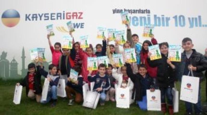 &Ccedil;ocuklar Dolgi İle B&uuml;y&uuml;yor