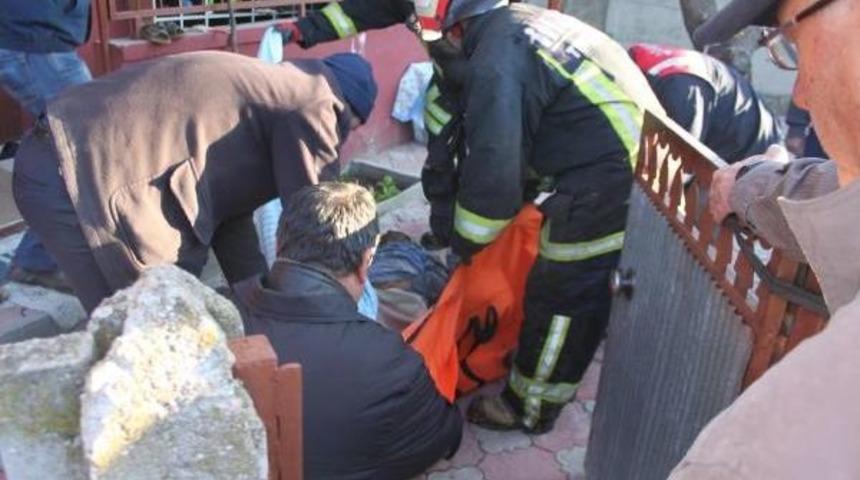 Yangında Hayatını Kaybetti