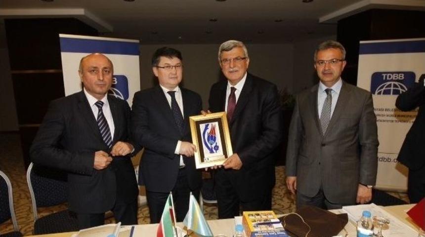 Kocaeli B&uuml;y&uuml;kşehir Belediye Başkanı İbrahim Karaosmanoğlu: