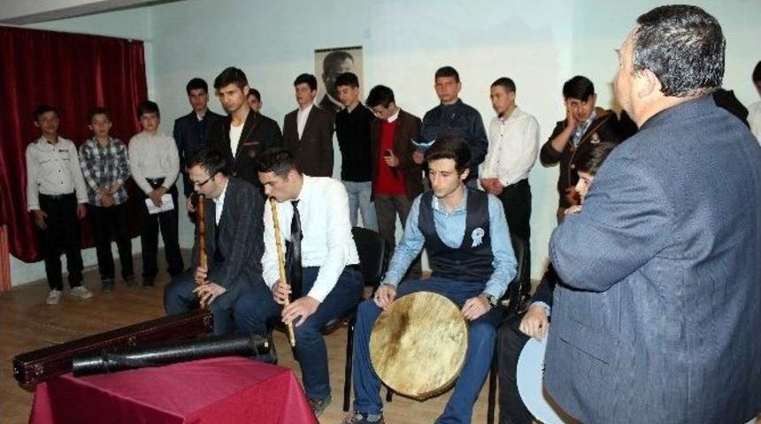 Okulda Kutlu Doğum Etkinliği