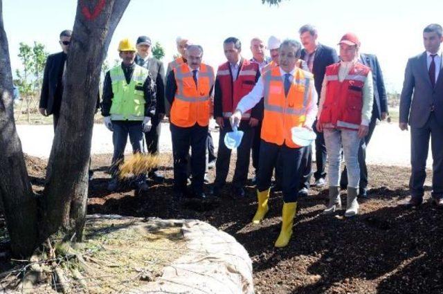 Bakan Eker'den Expo Endişelerine Yanıt: Korkmayın Yetişir