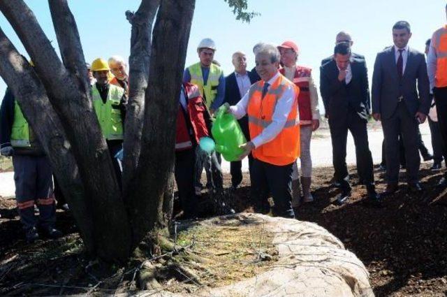 Bakan Eker'den Expo Endişelerine Yanıt: Korkmayın Yetişir