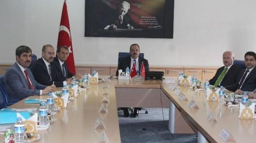 Daka Olağan Y&ouml;netim Kurulu Toplantısı Hakkari&rsquo;de Yapıldı