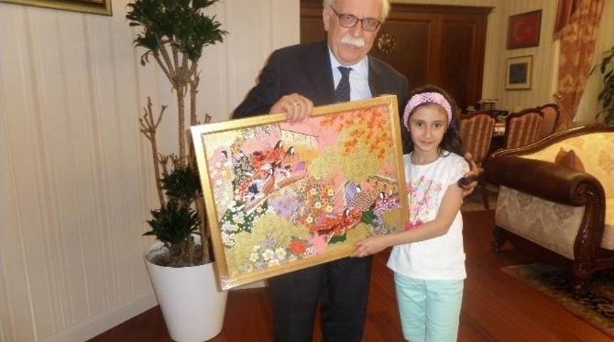 Milli Eğitim Bakanı Nabi Avcı, Van&rsquo;ın Başarılı Ve Duyarlı &Ouml;ğrencisini Ağırladı