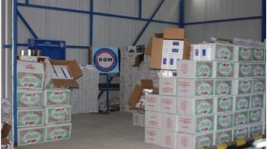 Tır&rsquo;dan 147 Bin Paket Ka&ccedil;ak Sigara &Ccedil;ıktı