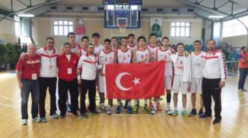 Doğa Koleji, Dünya Şampiyonluğu İçin Sahada