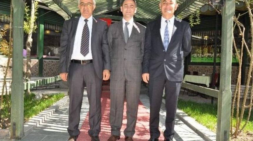 Chp Kırıkkale Milletvekili Adayları Gazetecilerle Bir Araya Geldi.