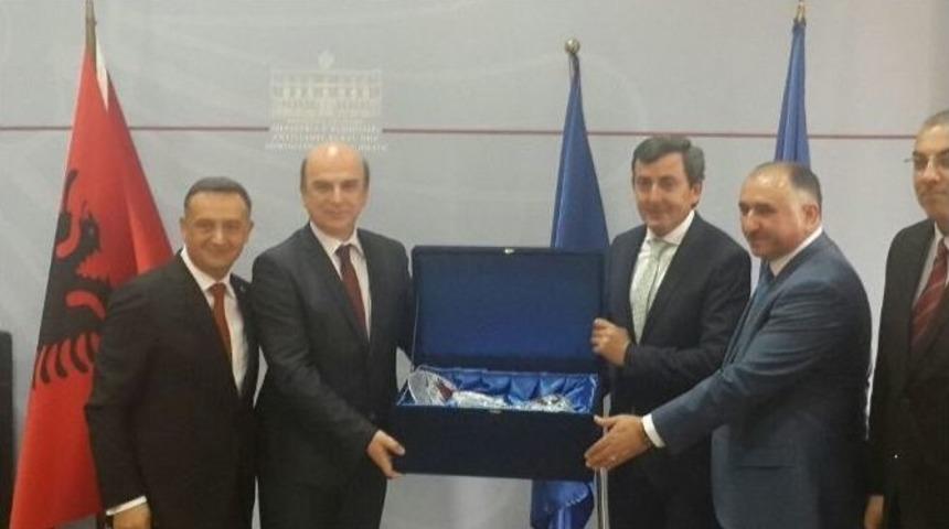 Orhangazi&rsquo;den Arnavutluk&rsquo;a &Ccedil;ıkarma