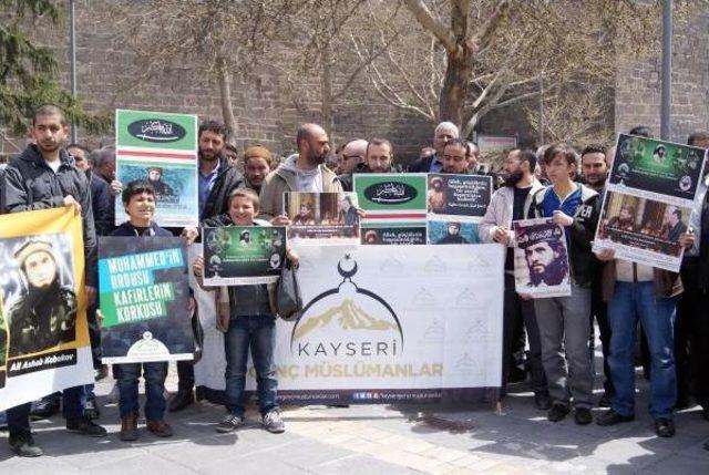 Kayseri'de Cuma Namazı Çıkışı Rusya'yı Protesto Eylemi