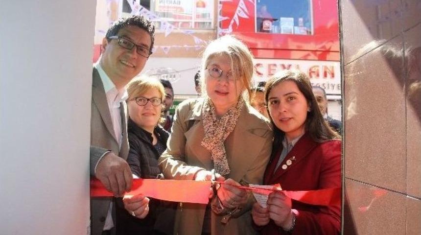 Tarhan: &ldquo;vaatleri Para Sa&ccedil;maktan İbaret&rdquo;