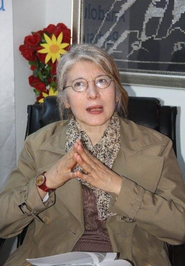 Tarhan: &ldquo;vaatleri Para Sa&ccedil;maktan İbaret&rdquo; 2