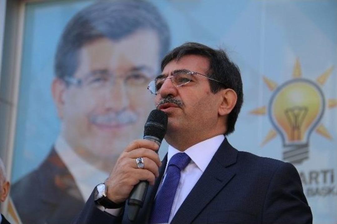 Ak Parti &Uuml;mraniye Se&ccedil;im Koordinasyon Merkezi A&ccedil;ıldı