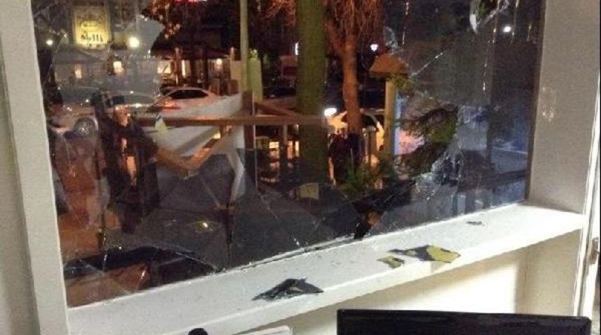 Fenerbah&ccedil;e Kul&uuml;b&uuml;'n&uuml;n Ankara Şubesi'ne Saldırı