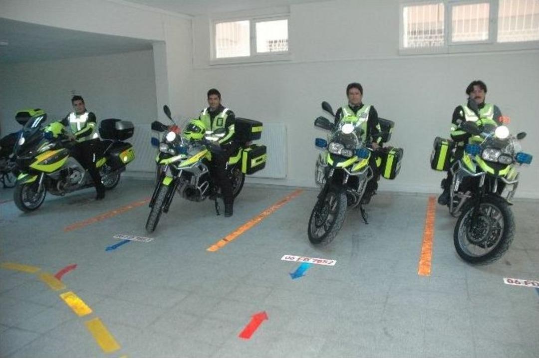 (&ouml;zel Haber) 112 Motosiklet Ekibi İle 3 Dakika Acil M&uuml;dahale