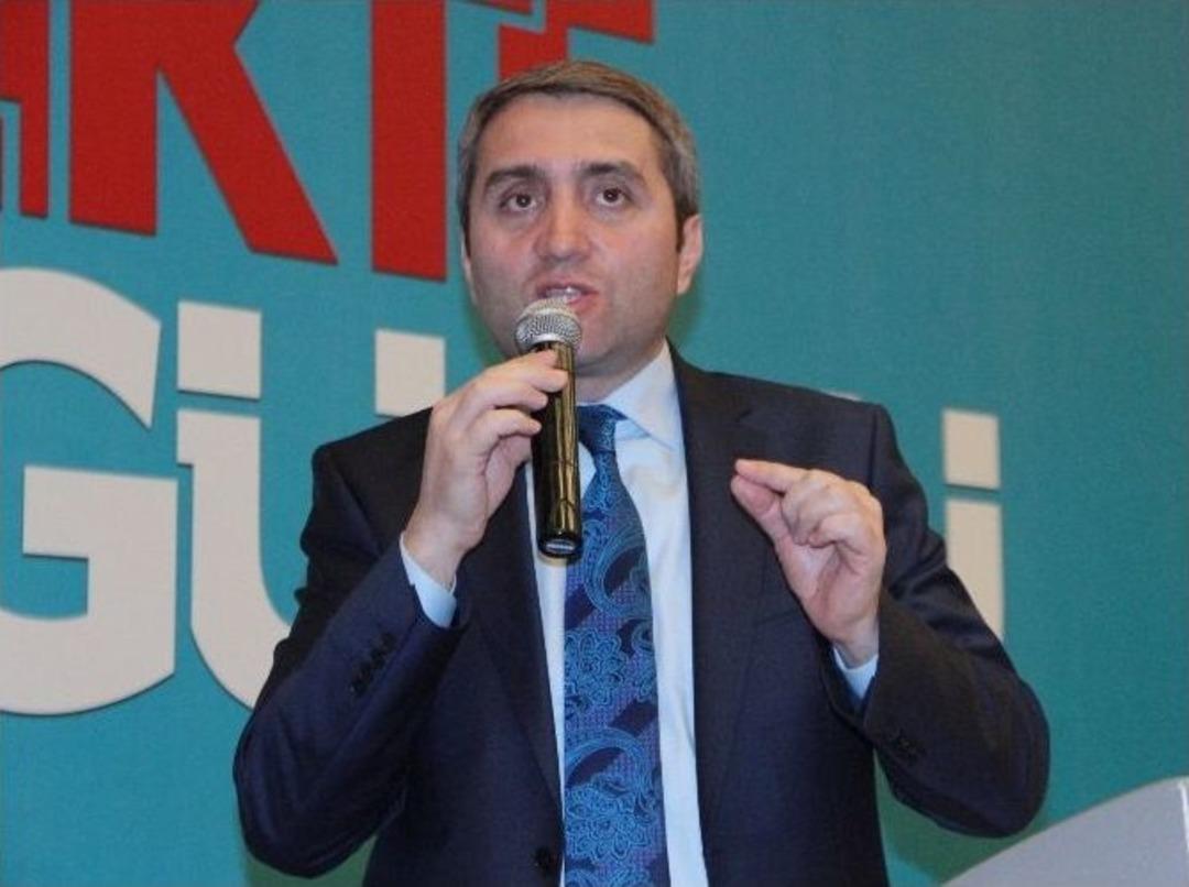 Ak Parti&rsquo;li Milletvekili Adayları, İş Adamları İle Bir Araya Geldi