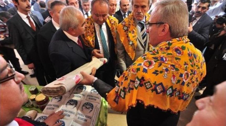 4.bursa-kastamonu G&uuml;nlerine Tosya Damgasını Vurdu