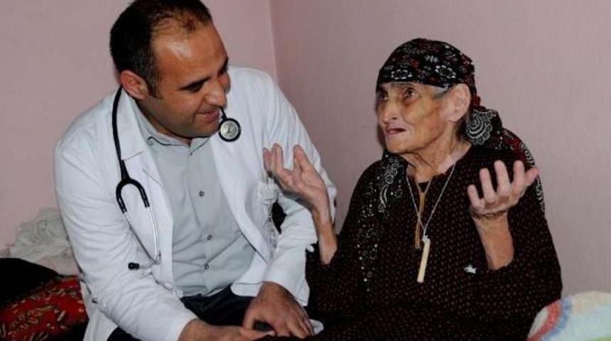 Ayağına Gelen Doktor Sağlığına Kavuşturdu