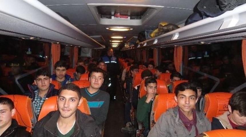 Bartınlı Gen&ccedil;ler &Ccedil;anakkale Yolunda