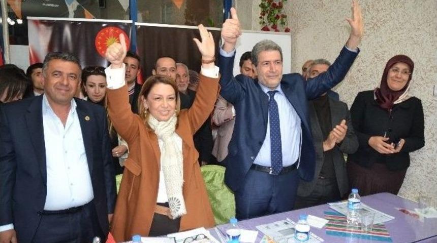 Ak Parti&rsquo;nin Hedefi B&uuml;y&uuml;k