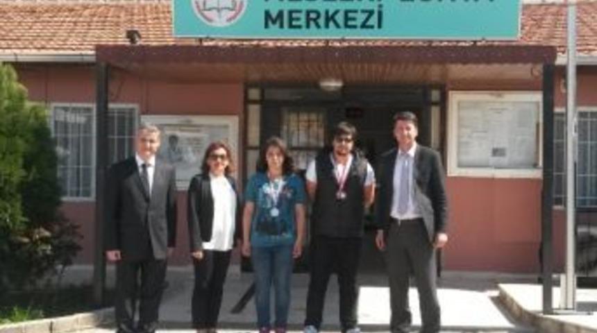 Ok&ccedil;ular Didim&rsquo;e Madalyalarla D&ouml;nd&uuml;