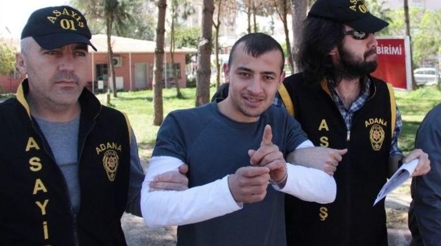 &ldquo;hostese İhtiyacım Yok&rdquo; Lafına Sinirlenip Durağı Kurşunladı