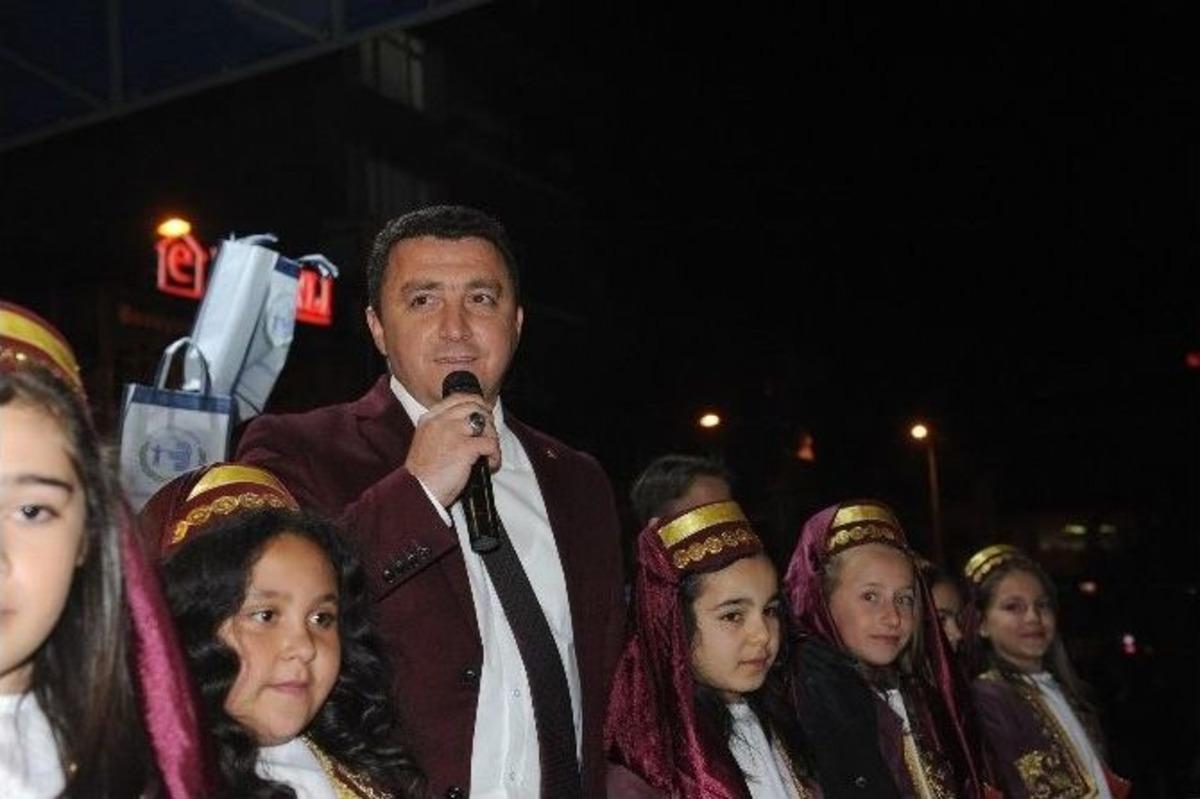 3. &Ccedil;ocuk Festivali&rsquo;nde Halk Oyunları Yarışması