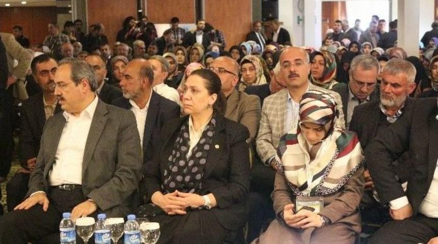 Diyarbakır’da ‘ortadoğu’da Kürtler Ve Barış’ Konferansı