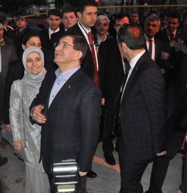 Başbakan Davutoğlu, Sivas Valiliği’ni Ziyaret Etti