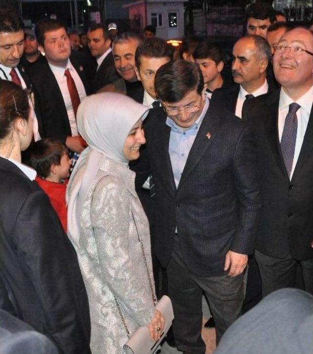 Başbakan Davutoğlu, Sivas Valiliği’ni Ziyaret Etti