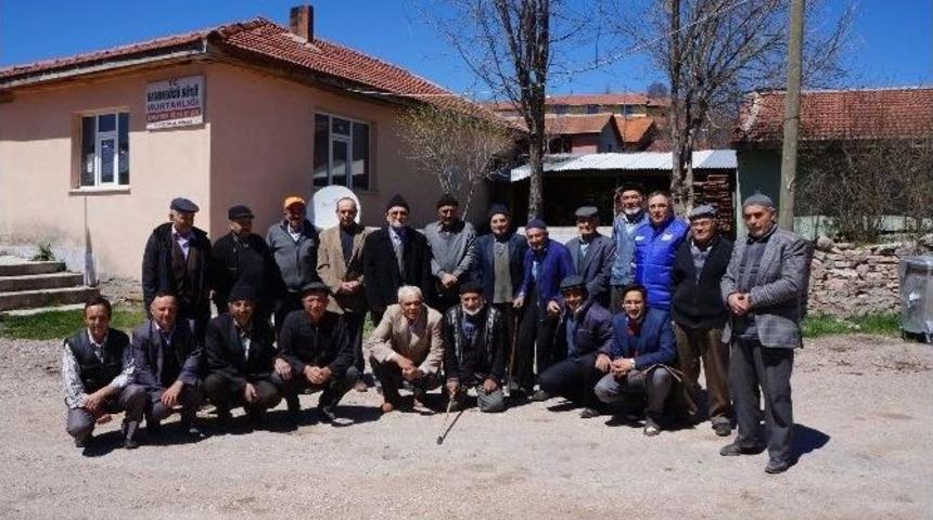 M&uuml;ft&uuml; Cengiz Sandık&ouml;z&uuml; K&ouml;y&uuml;n&uuml;n Konuğu Oldu