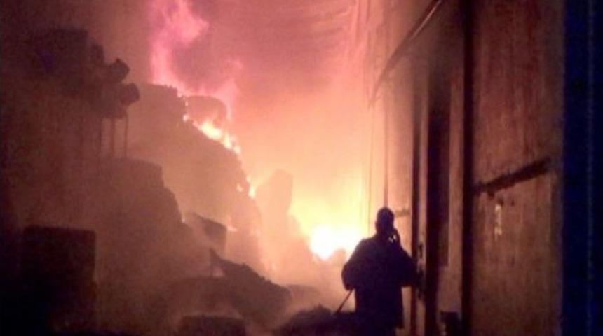 D&uuml;zce&rsquo;de İplik Fabrikasında Yangın &Ccedil;ıktı