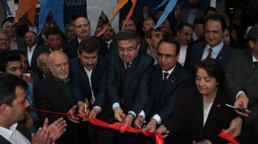 Ak Parti Afyonkarahisar&rsquo;daki 2. Se&ccedil;im B&uuml;rosunu A&ccedil;tı