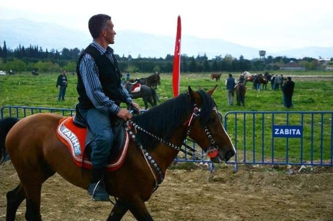 Bursa&rsquo;da Gelenek S&uuml;r&uuml;yor