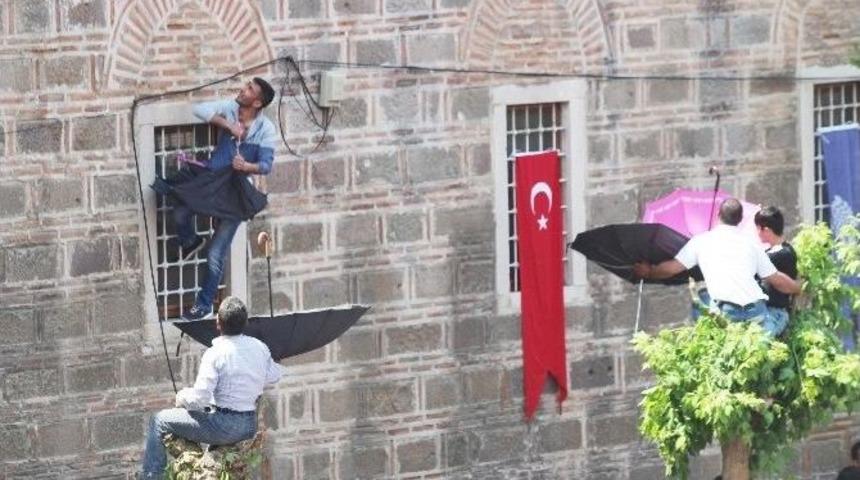 Mesir Macunu Alabilmek İ&ccedil;in Canını Hi&ccedil;e Saydı