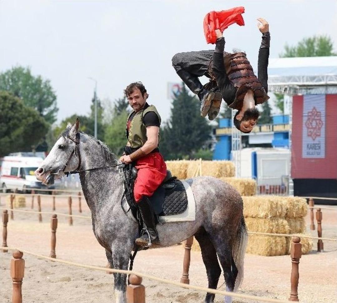 Savaş&ccedil;ıların G&ouml;sterileri Nefes Kesti