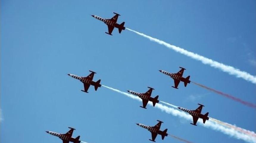 Türk Yıldızları Nefes Kesti