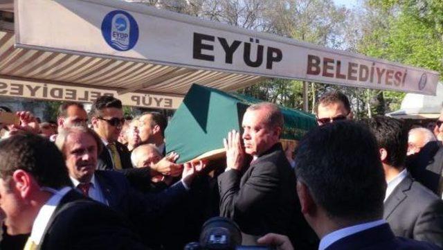 Cumhurbaşkanı Erdoğan, Ak Parti'li Erdem'in Babasının Cenaze Törenine Katıldı