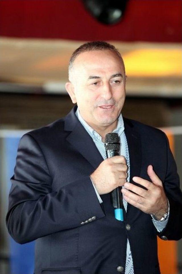 Bakan Çavuşoğlu’ndan Cem Uzan Benzetmesi