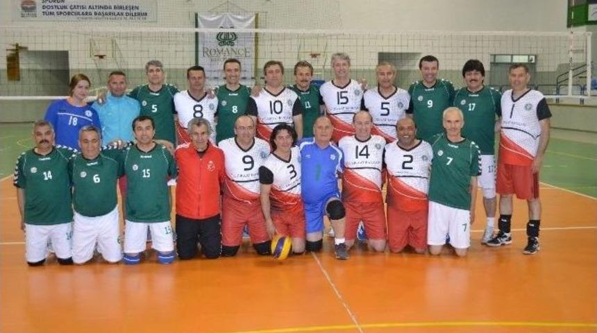 Veteranlar Turnuvasında Rodos R&uuml;zg&acirc;rı Esti