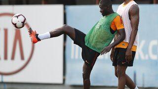 Badou Ndiaye Galatasaray'la ilk antrenmanına çıktı